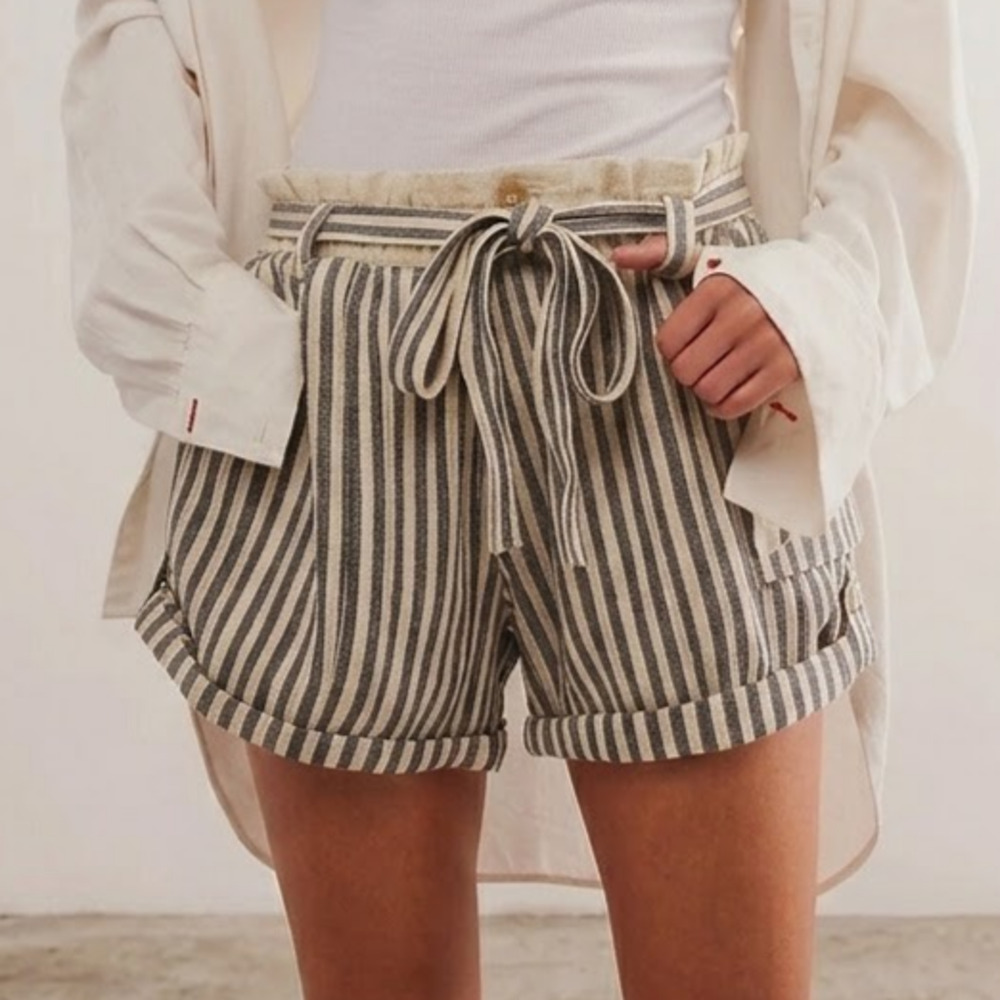 Free People FP ONE Striped Paperbag Shorts Cotton Cuffed Tie Waist Cream Black L